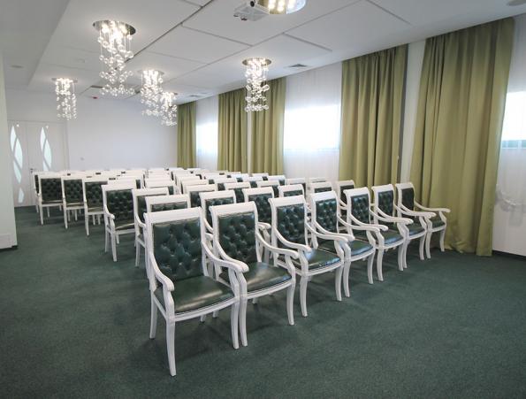 Столове за конферентна зала